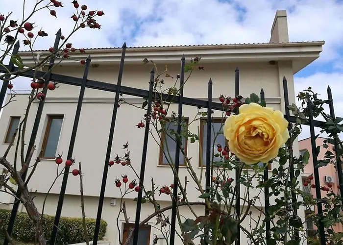 Sun Village Villa 6 * ビャラ